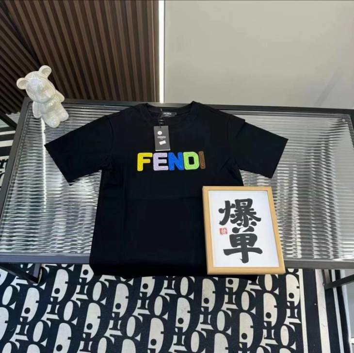 Picture of Fendi T Shirts Short _SKUFendiS-2XLsxtx8314188